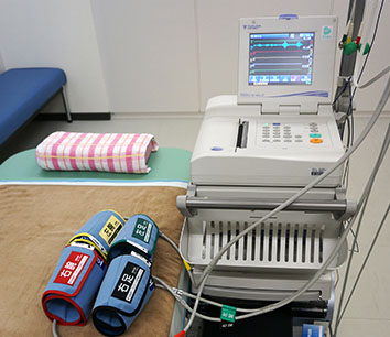 血圧脈波検査装置（動脈硬化測定）